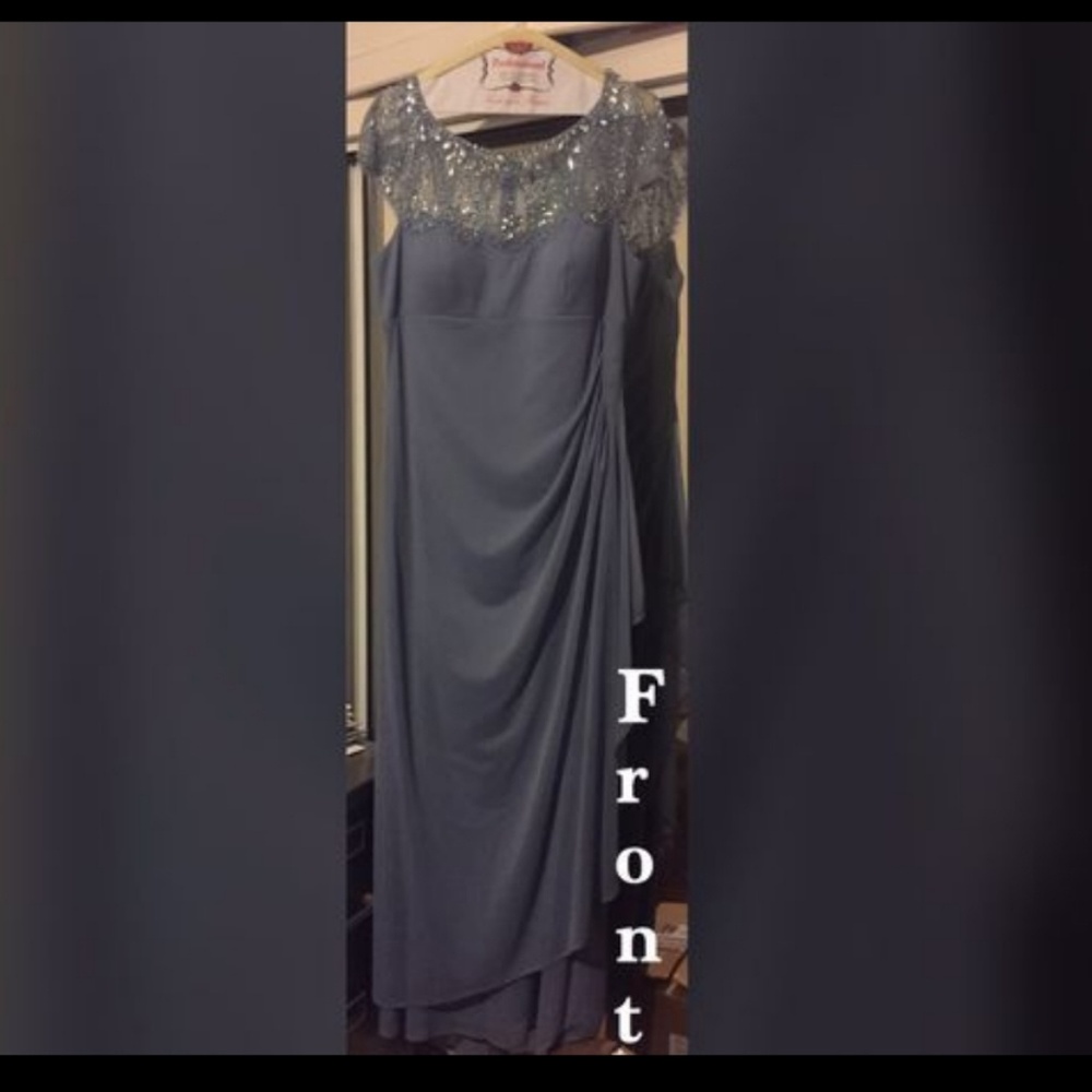 PROM DRESS - Picture 6 of 6